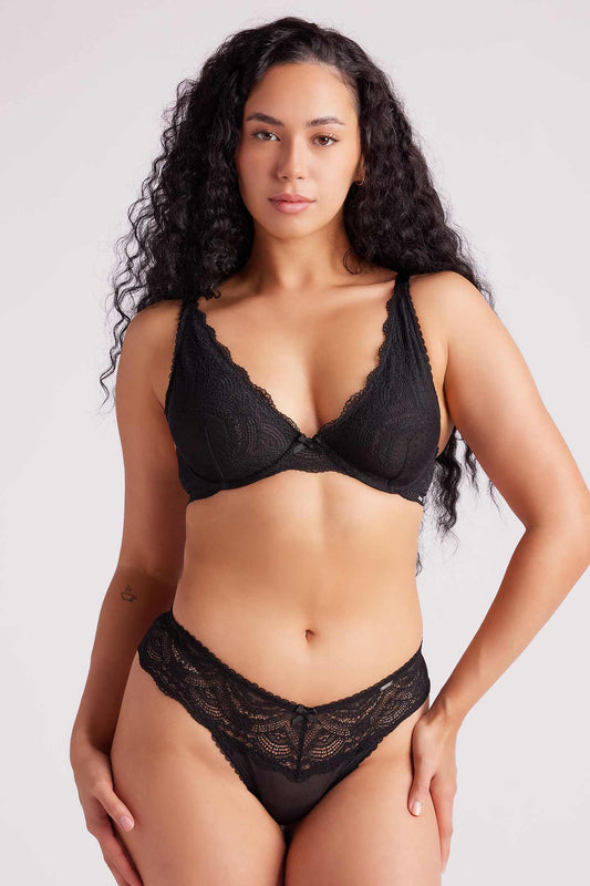 Giselle Lace Plunge Bra Black