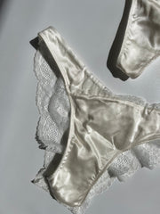 Bra G-String Knicker Set Silk Lace White