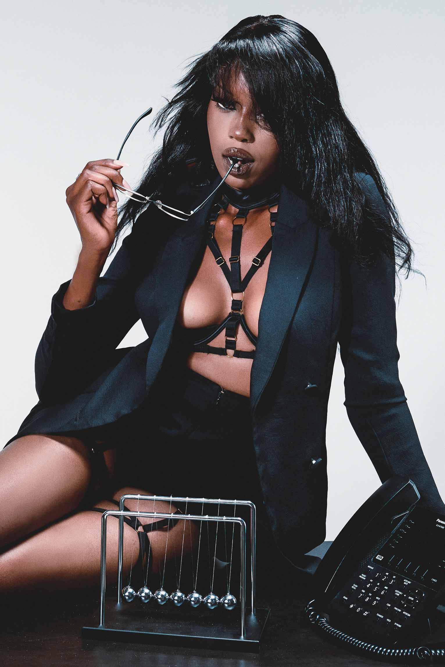 Addict Choker Bra Open Quarter Cup Black