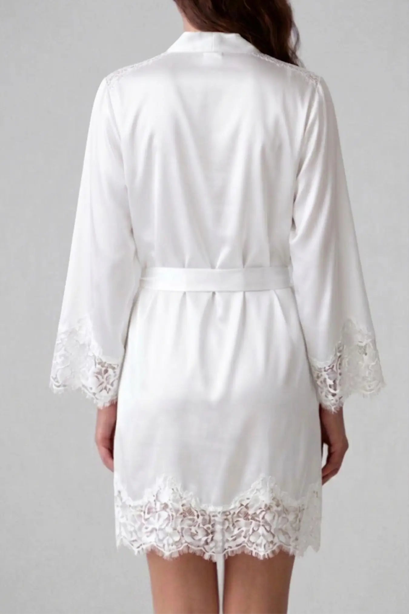 Silk Genevieve Robe White | Archive Sample Secondary image