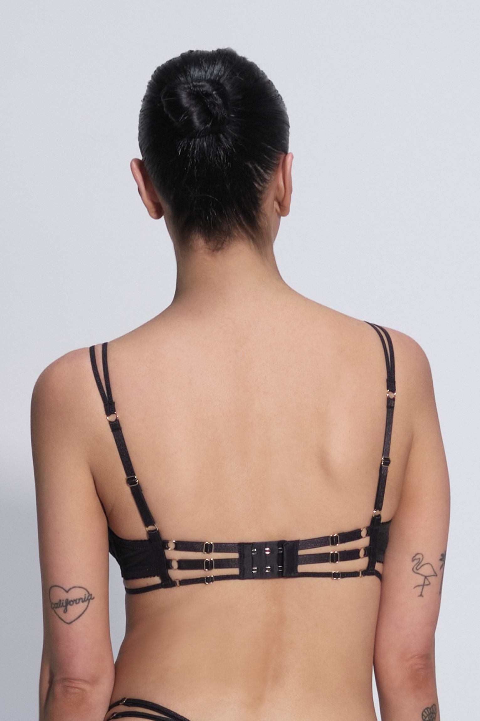 Irena Mesh Plunge Bra Black – Size 8D/10C/12B | Archive Sample