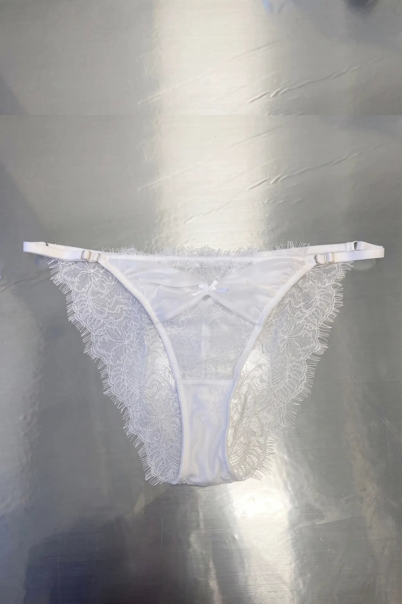 Brooke Lace Knicker White - Size M-2XL | Archive Sample Main image
