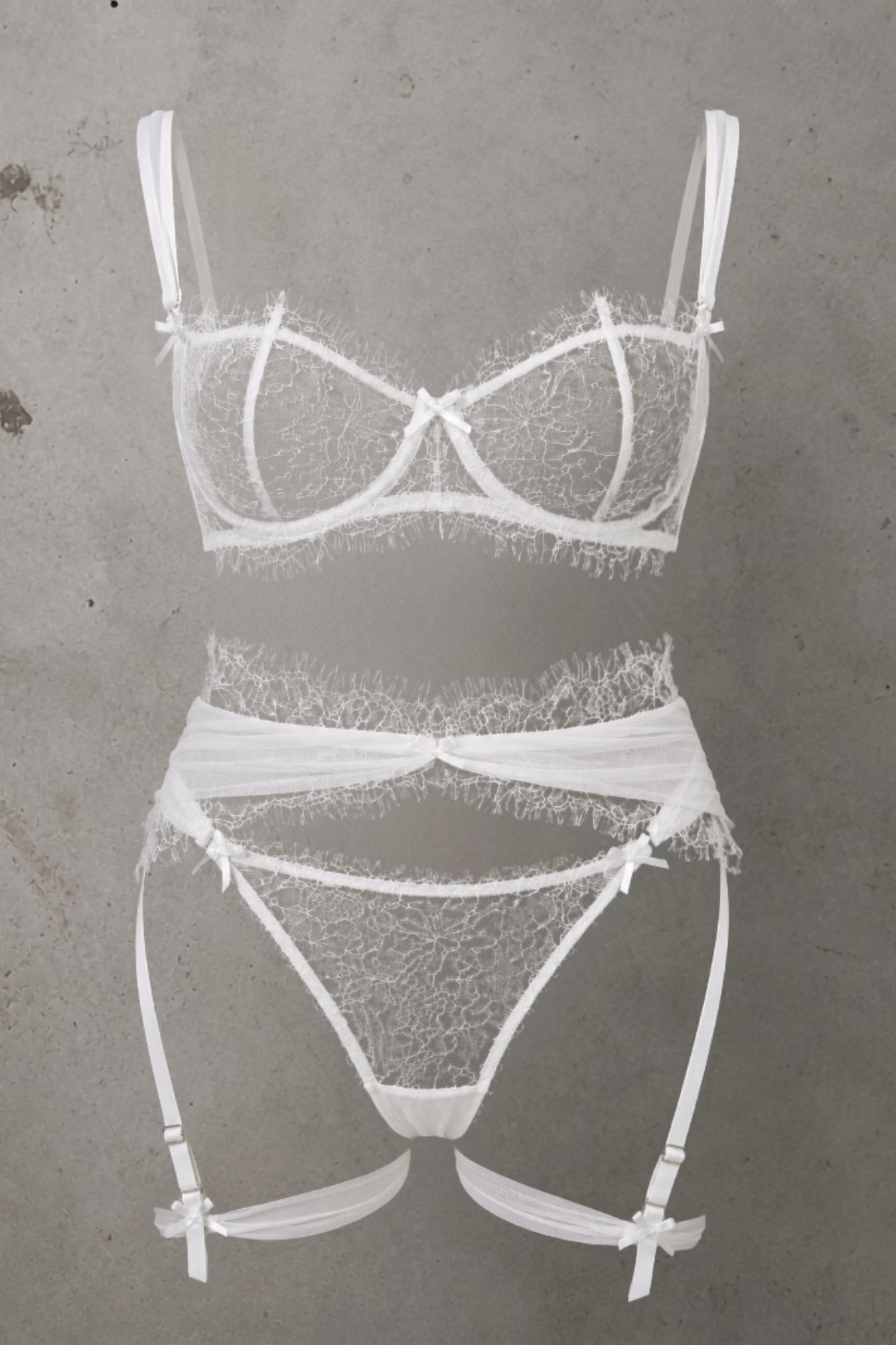 Brooke Lace 3 Piece Set – Size 8D/10C/12B, M/L, M | Archive Sample