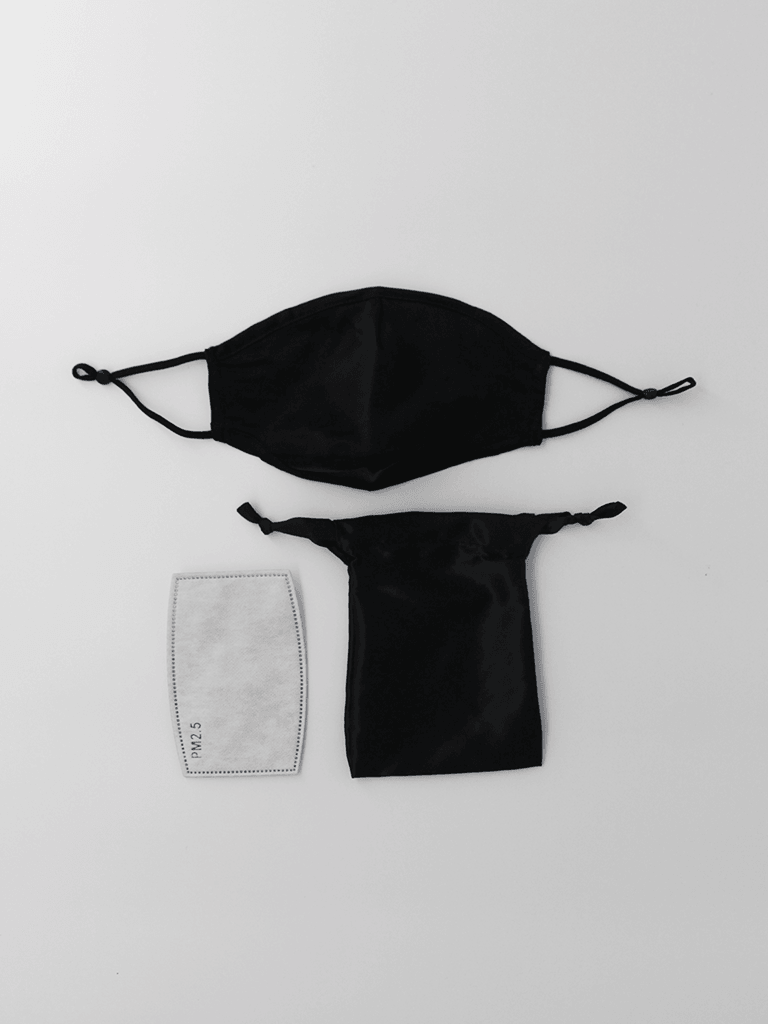 FACE MASK SILK BLACK + FILTER PACK | FACE MASK SILK BLACK + FILTER PACK | KISSKILL Online Designer Lingerie